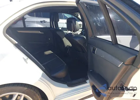 2012 Mercedes-Benz C 250 Sport from USA, damaged, VIN WDDGF4HB4CR203540